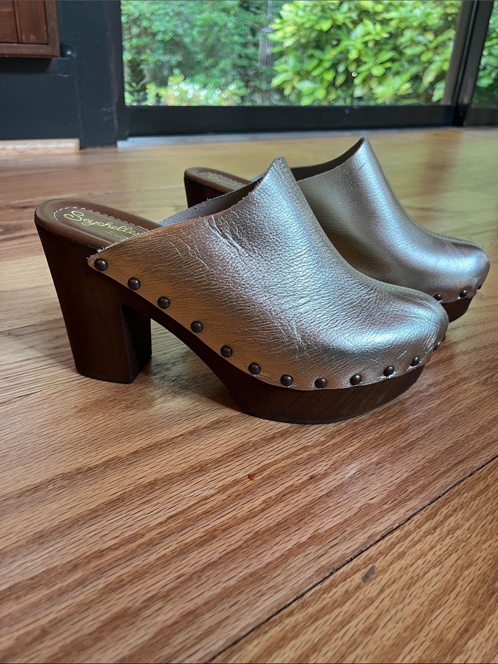 Seychelles Metallic Slip-On Leather Clogs